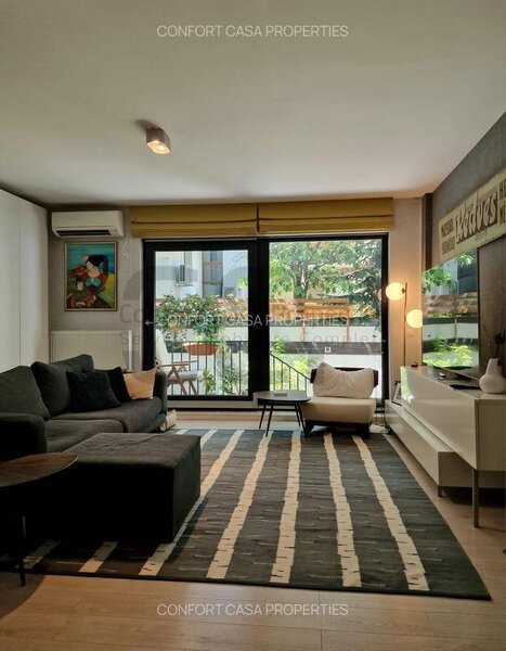 1 Mai, Piata Victoriei, apartament 3 camere, gradina de 95 mp amenajata