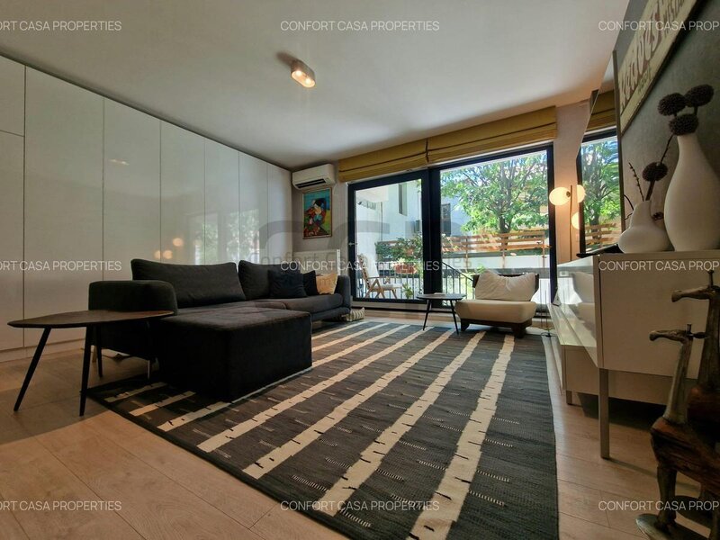 1 Mai, Piata Victoriei, apartament 3 camere, gradina de 95 mp amenajata